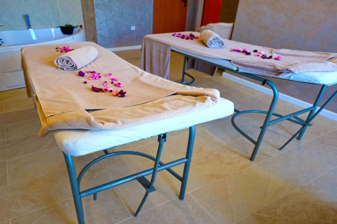 Paradise Hotel&Relax Center Pomorie Exterior foto